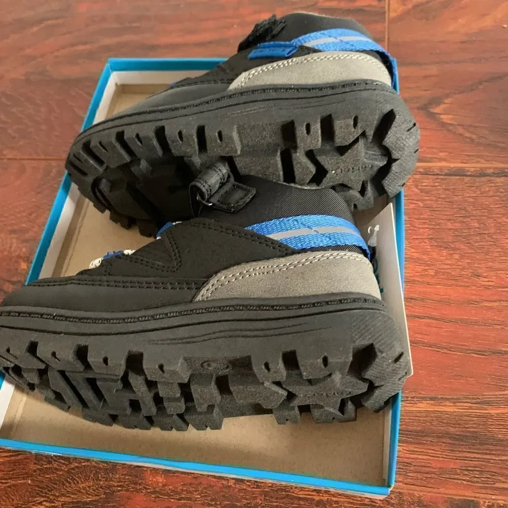 🧡Carter’s boys hart  size 7 boot🧡, NIB